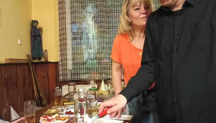 Hospudka Zahradky Blizko Mě - Mládežnická 350 418 01