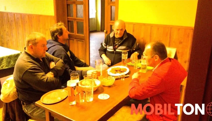 Hostinec Na Ruzku Vzhled A Atmosfera - Husova 1221
