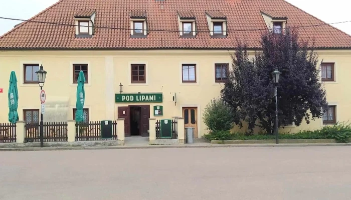 Hostinec Pod Lipami -  Restaurace - Zeměchy