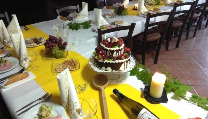 Hostinec U Capose Jidlo A Piti - Chloumek