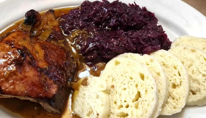 Hostinec Za Vodou -  Instagram - Černé Budy