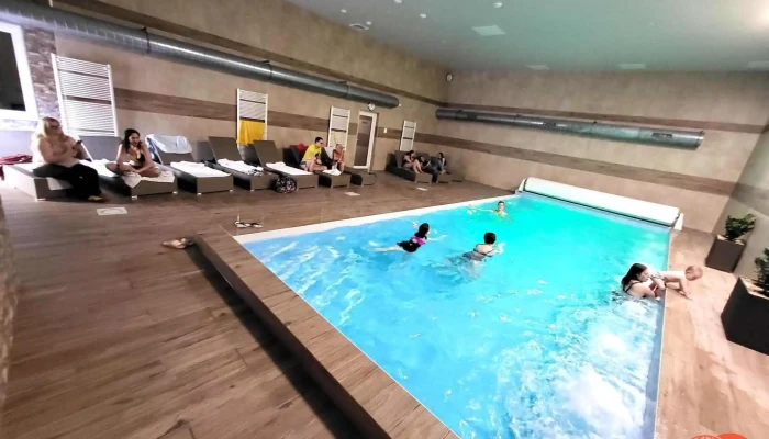 Hotel A Restaurace Na Farme Vybaveni - Choťovice