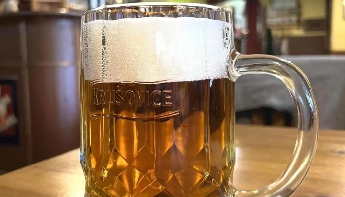 Hotel A Restaurace U Lipy Jidlo A Piti - Do Jezírek 70
