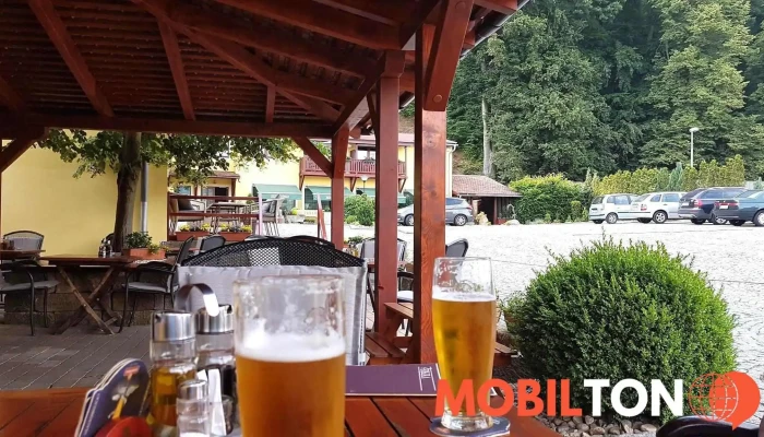Hotel A Restaurant Vyprez Jidlo A Piti - Děčín Ii-děčín 2