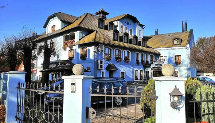 Hotel Agh -  Exterier - Nerudova 142