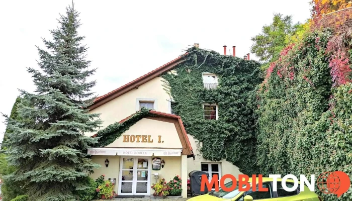 Hotel Boucek Vse - Čelakovická 11