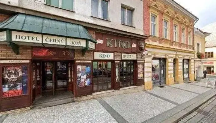 Hotel Cerny Kun Street View A 360deg - Beneše Z Loun 140-141