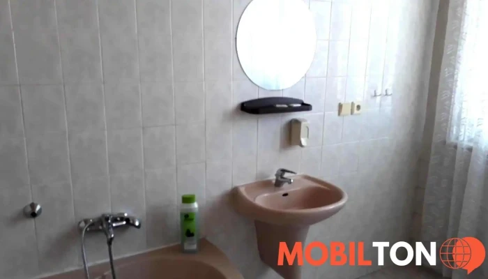 Hotel Cerny Kun Videa - Beneše Z Loun 140-141