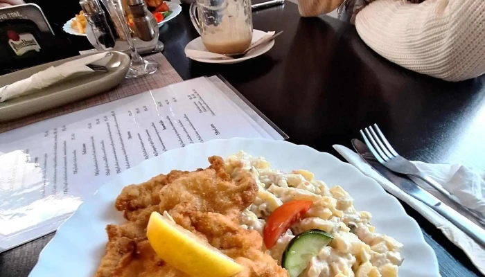 Hotel Grand Jemnice -  Oteviraci Doba - Nám. Svobody 68