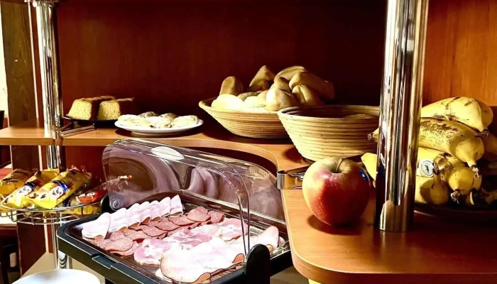 Hotel Na Hradbach Jidlo A Piti - Hilbertova 62