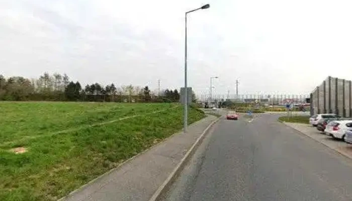 Hotel Tulipan A Restaurace U Fleka Pruhonice Street View A 360deg - Tulipánová 142