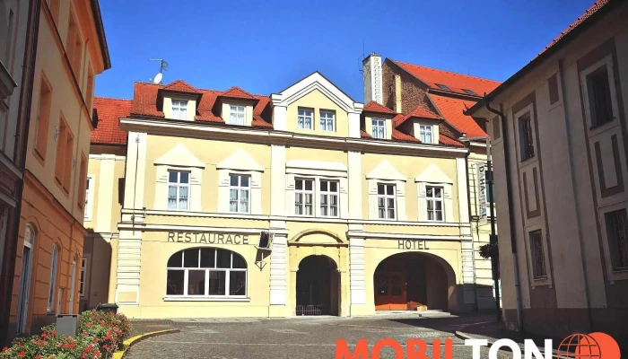 Hotel U Hradu -  Vse - Staroměstské Nám. 108