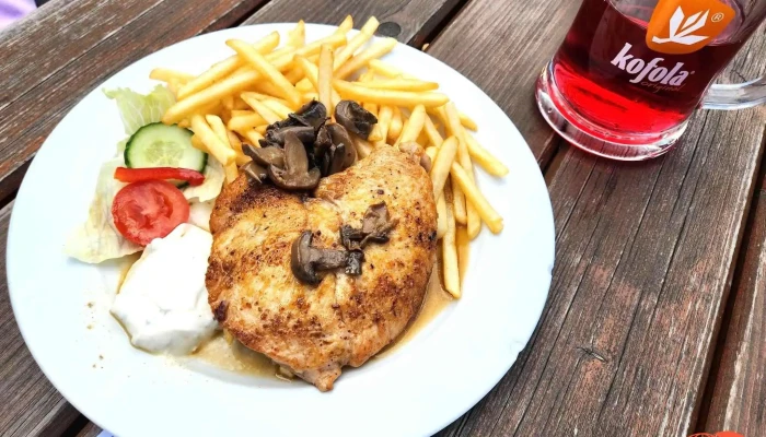 Hotel U Mikulasku Jidlo A Piti - Nám. J. Z Poděbrad 5