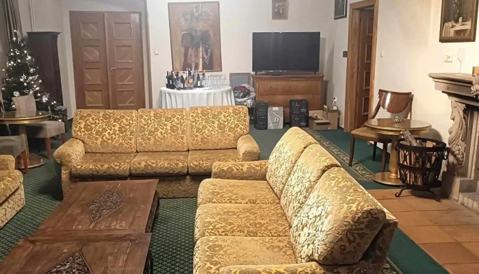 Hotelova Restaurace Maxmilian Fotky - Loučeň