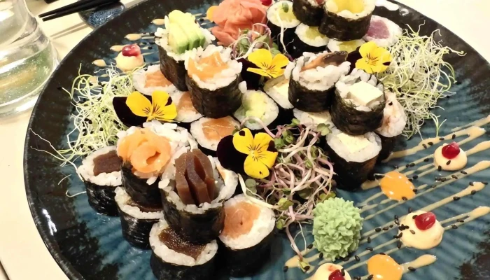 Ikigai -  Sushi Bar Webova Stranka - Riegrovo Nám. 35