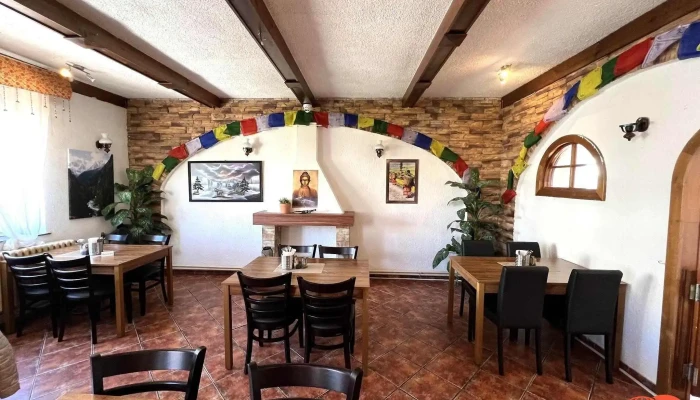 Indian Nepali Restaurant Darbar -  Vzhled A Atmosfera - Jiřího Nám.