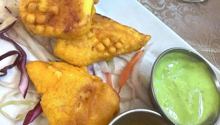 Indicka Restaurace Dilli Pakora - Tř. Budovatelů 1986