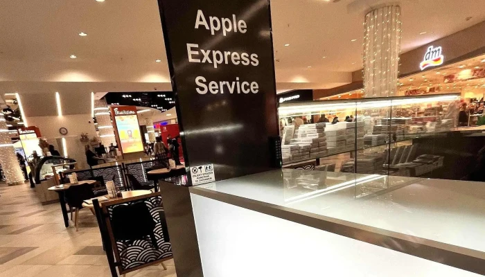 Iphone Point Oc Letnany čislo - Praha 18