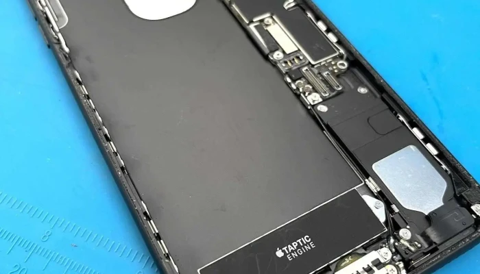 Iphone Servis Industries Od Vlastnika - Hlavní 275