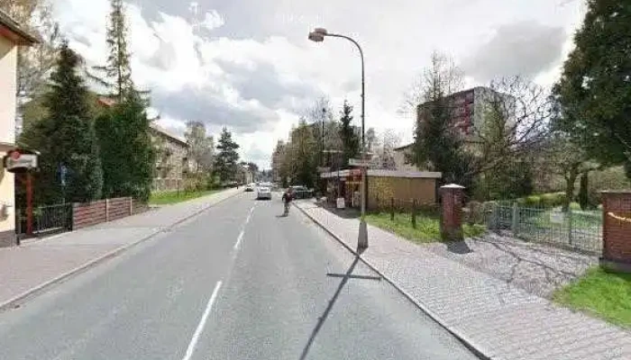 Iphone Servis Industries Street View A 360 - Hlavní 275