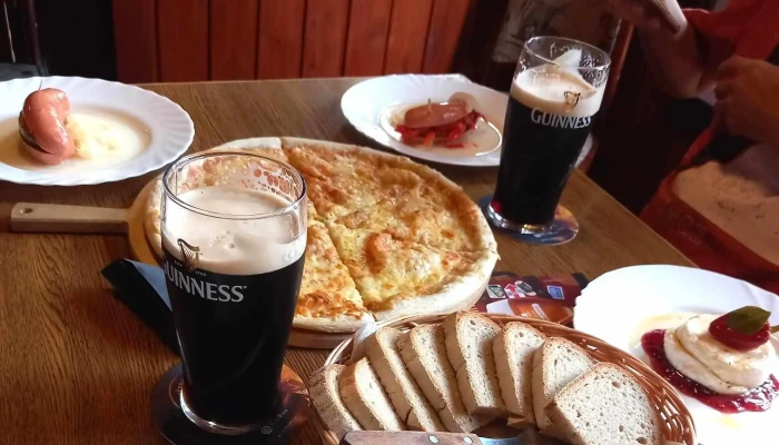 Irish Pub Down The Street -  Videa - Příbram Vii
