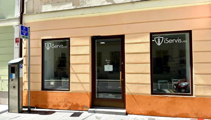 Iserviseu Iphone Ipad Macbook A Watch Servis Exterier - Kněžská 86/11