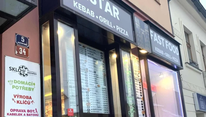 Istar Fast Food Instagram - Masarykovo Nám. 34/5