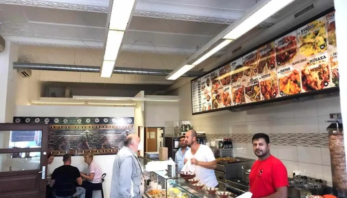 Istar Fast Food Vzhled A Atmosfera - Masarykovo Nám. 34/5