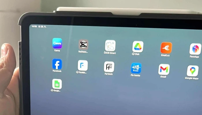 Istores Apple Premium Reseller Prodejna Elektrotechnickeho Vybaveni - Nc Šantovka, Polská 1