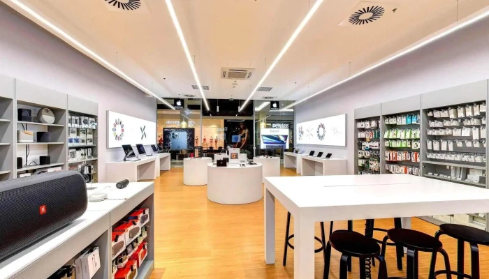 Istores Apple Premium Reseller Uvnitr - Nc Šantovka, Polská 1