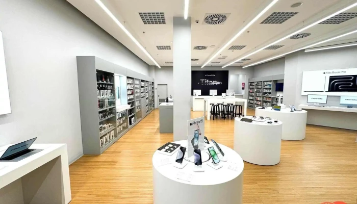 Iwant   Apple Premium Reseller Plzen Oc Plaza Vse - Plzeň 3