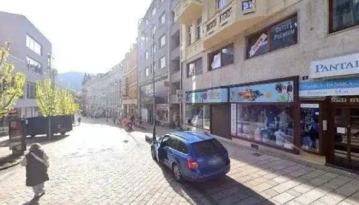 Iwant Apple Premium Reseller Street View A 360 - 10, T. G. Masaryka 2023