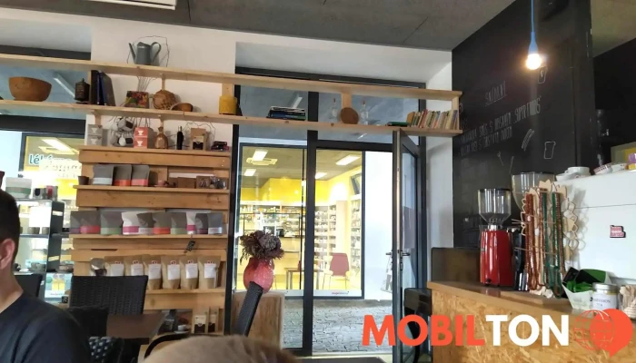 Jannies Coffee House Vzhled A Atmosfera - Bezručova 211