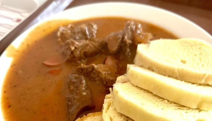 Jidelna U Reznika Restaurace - Čerčanská 90