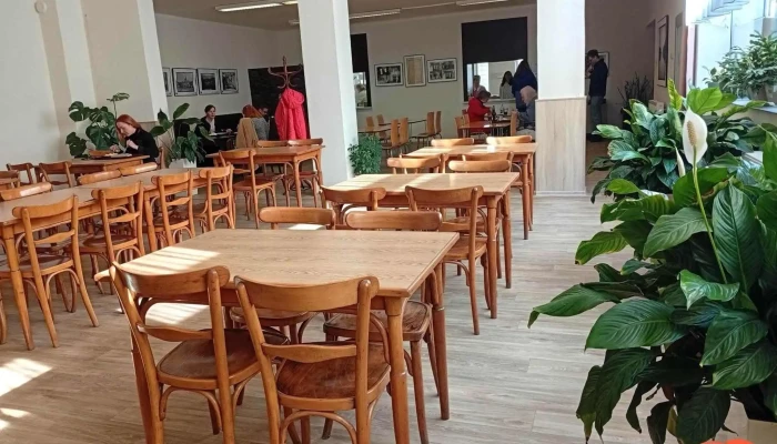 Jidelna U Ruzhu Nejnovejsi - Nám. Míru 7