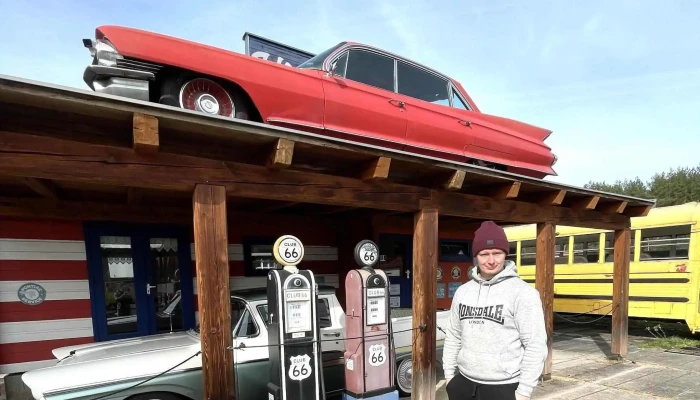 Jk Classics Muzeum Americkych Historickych Automobilu Luzna Adresa - Stará Správa 72