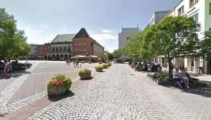 Jogurtovna -  Street View A 360deg - Nám. Míru 64