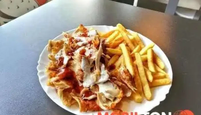 Johnnys -  Hranolky - Nám. 17. Listopadu 299