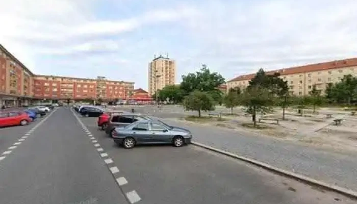 Johnnys -  Street View A 360deg - Nám. 17. Listopadu 299