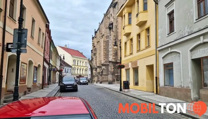 K -  Mobil Cz Sro Pobocka Louny Od Vlastnika - Beneše Z Loun 130