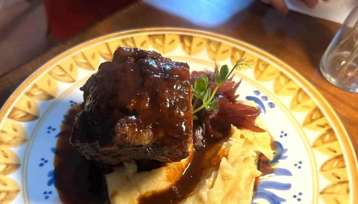 Kafe Bistro Ej Oblast - Pražská 15