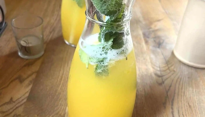 Kafe Doma -  Dzus - Město