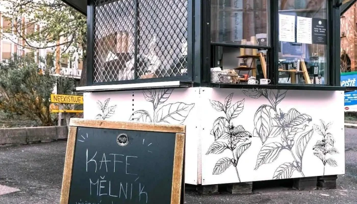 Kafe Melnik   Sestihran Vse - Nám. Karla Iv.