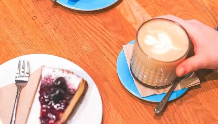 Kafe Melnik Ve Vezi Cappuccino - 5. Května