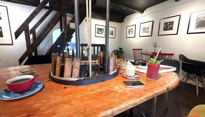 Kafe Melnik Ve Vezi Kava - 5. Května