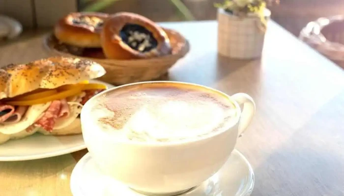 Kafe Plechofka -  Od Vlastnika - Pražská 1594