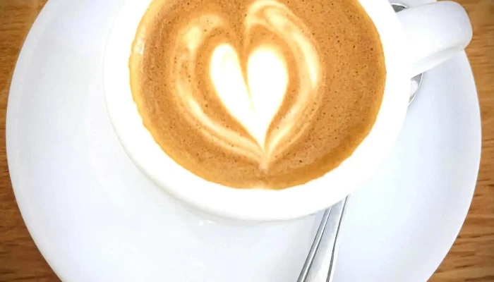 Kafe Z Ruky -  Cappuccino - Františka Šafaříka 312