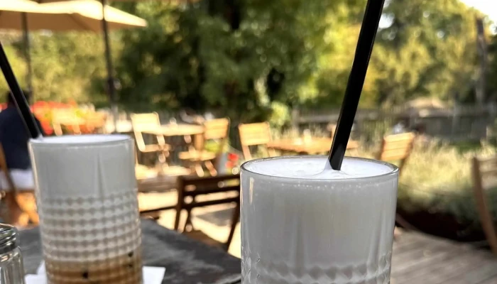 Kafe Z Ruky -  Kavarna - Františka Šafaříka 312