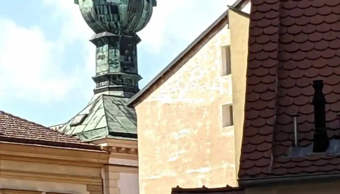 Kalich Dum Pod Bani Nejnovejsi - Město