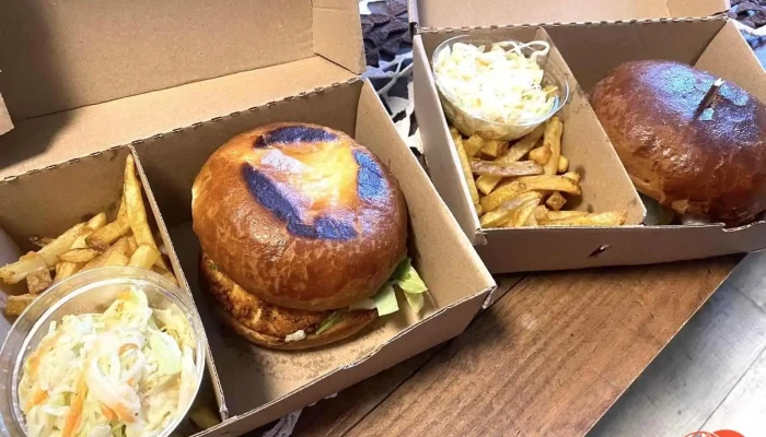 Kancl Bistro Burger Hamburger - Husovo Nám. 45